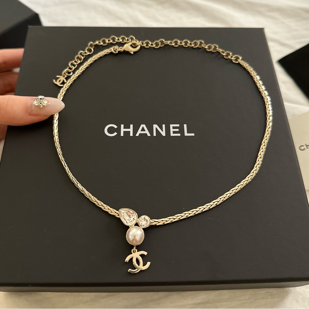 Chanel crystal pearl cc necklace
